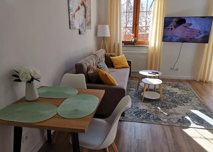 Nad Lomnica Apartment